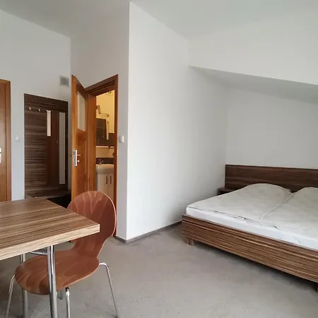 Zlota 24 * كارفيا