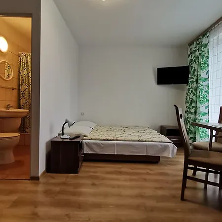 Zlota 24 بيت ضيافة