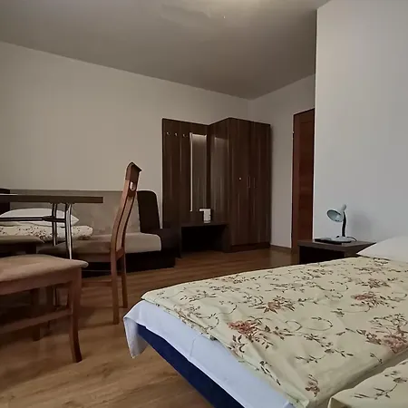 بيت ضيافة Zlota 24 *