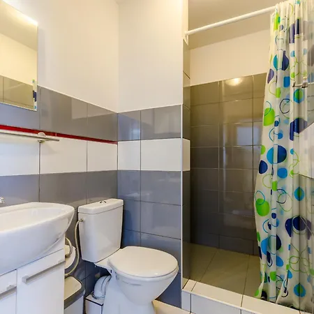 Zlota 24 بيت ضيافة *