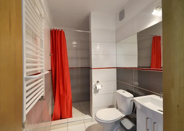 Zlota 24 בית הארחה