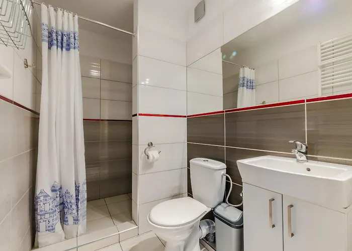 בית הארחה Zlota 24 *